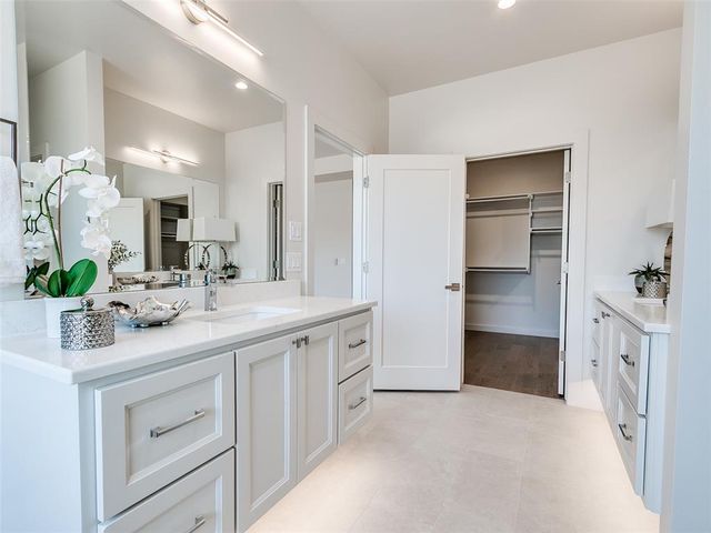 4824 Pont Neuf Road, Edmond, OK 73034