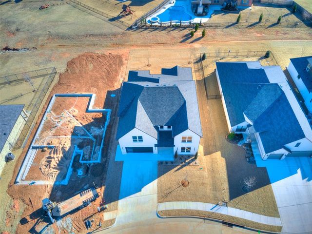 4824 Pont Neuf Road, Edmond, OK 73034