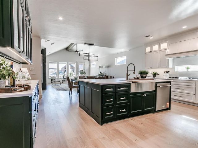 4824 Pont Neuf Road, Edmond, OK 73034