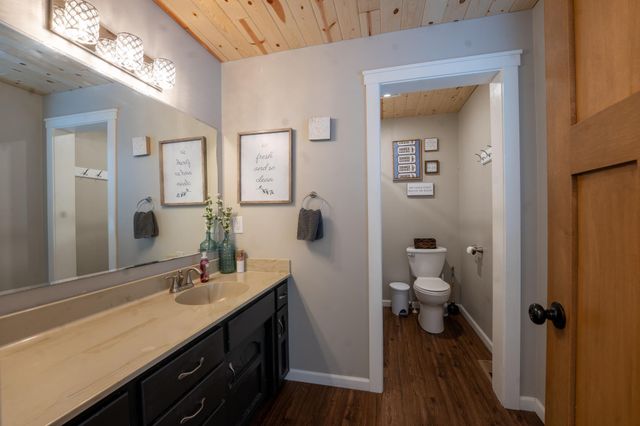 24299 County Highway 6, Detroit Lakes, MN 56501