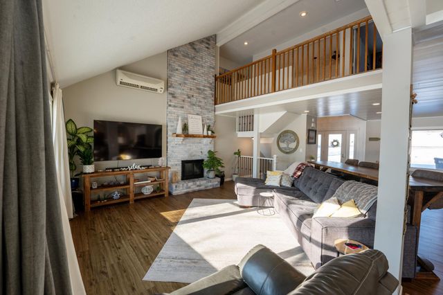 24299 County Highway 6, Detroit Lakes, MN 56501