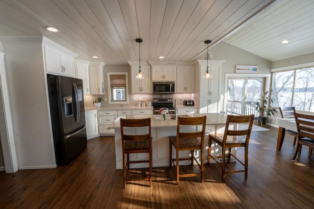 24299 County Highway 6, Detroit Lakes, MN 56501