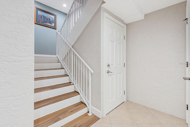 8005 BAY POINTE DRIVE, Englewood, FL 34224