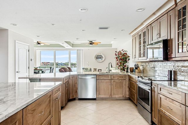 8005 BAY POINTE DRIVE, Englewood, FL 34224