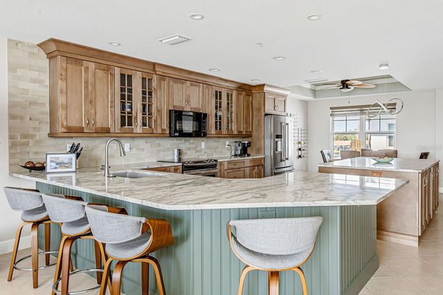 8005 BAY POINTE DRIVE, Englewood, FL 34224