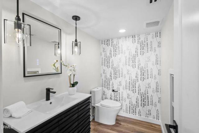 2230 Monaco Drive, Oxnard, CA 93035