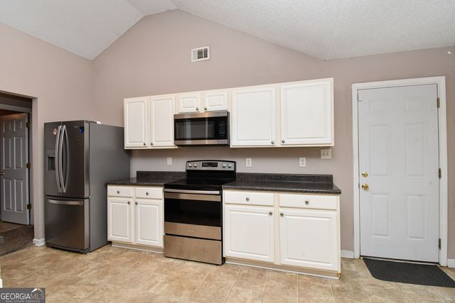 4747 Bob White Run, Lithonia, GA 30038