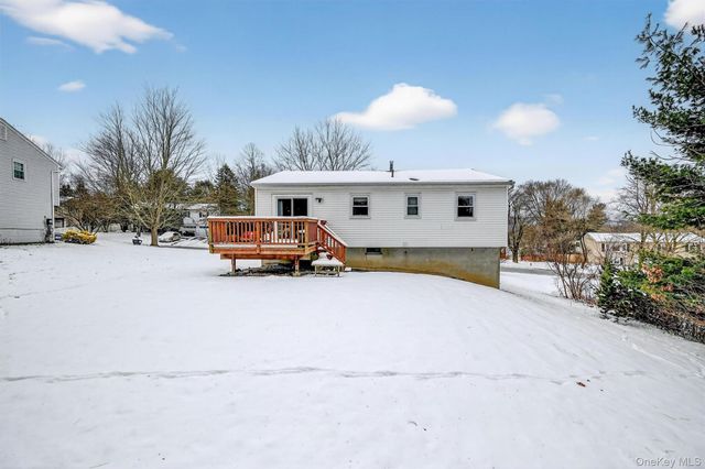 22 Oxford Lane, Harriman, NY 10926