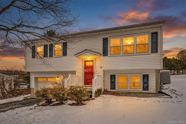 22 Oxford Lane, Harriman, NY 10926