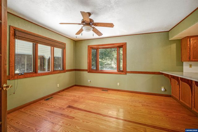 38777 Scravel Hill Rd NE, Albany, OR 97322