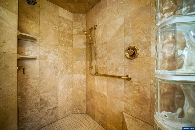38777 Scravel Hill Rd NE, Albany, OR 97322