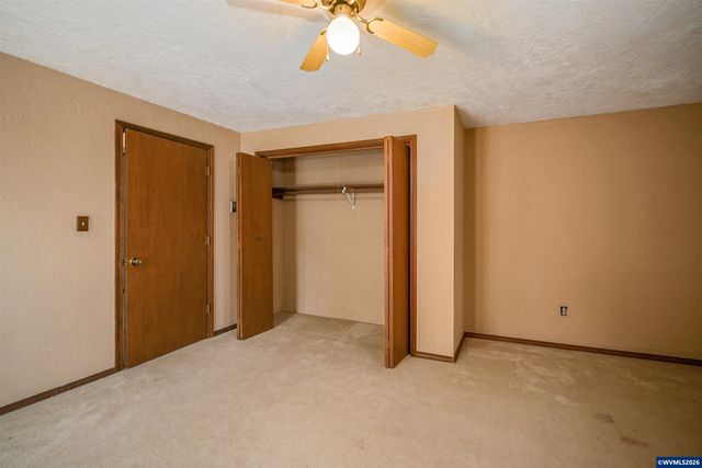 38777 Scravel Hill Rd NE, Albany, OR 97322