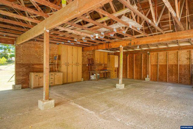 38777 Scravel Hill Rd NE, Albany, OR 97322