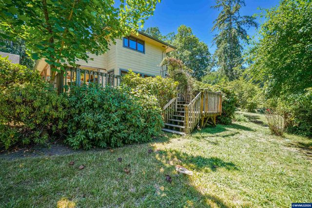 38777 Scravel Hill Rd NE, Albany, OR 97322