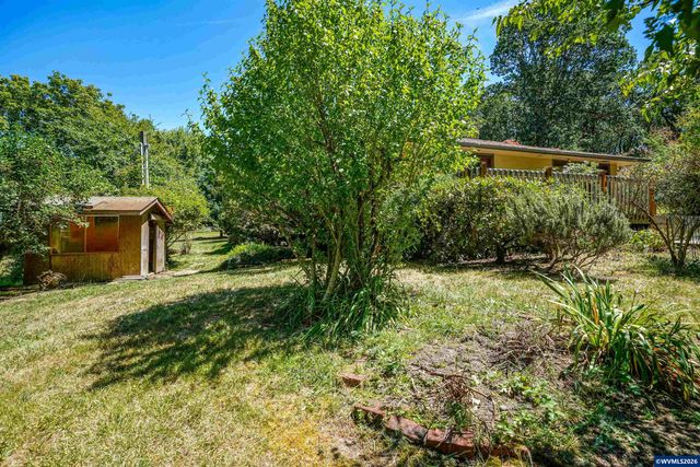 38777 Scravel Hill Rd NE, Albany, OR 97322