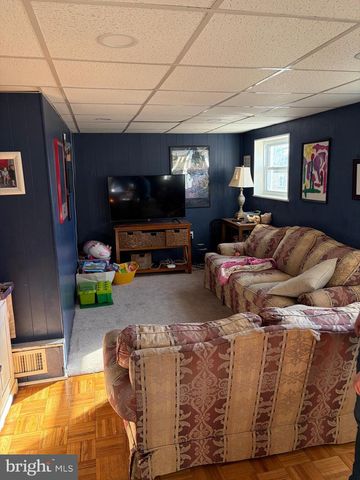 904 PENN AVE, Drexel Hill, PA 19026