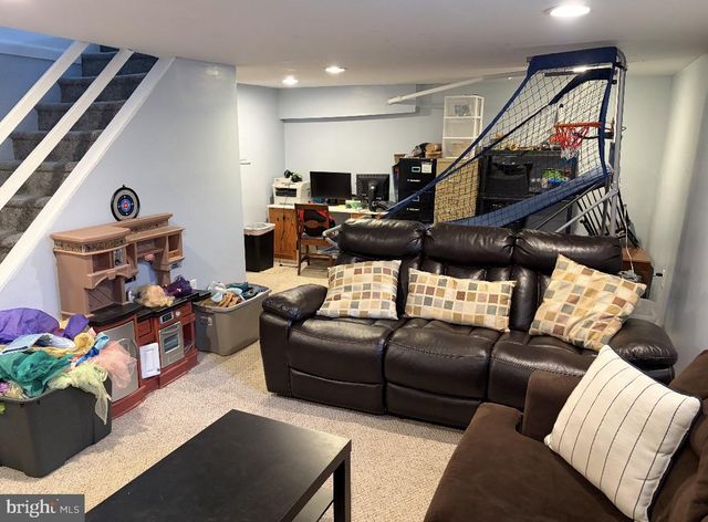 904 PENN AVE, Drexel Hill, PA 19026