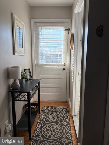 904 PENN AVE, Drexel Hill, PA 19026