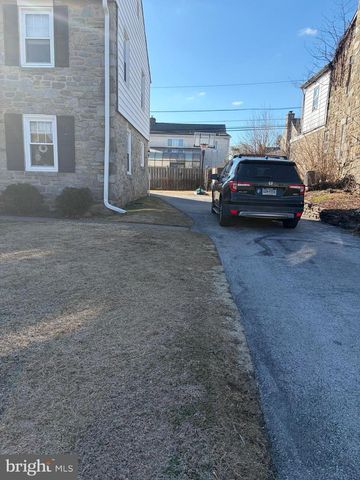 904 PENN AVE, Drexel Hill, PA 19026