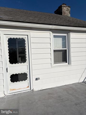 904 PENN AVE, Drexel Hill, PA 19026