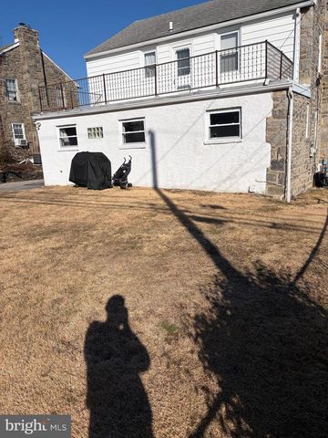 904 PENN AVE, Drexel Hill, PA 19026