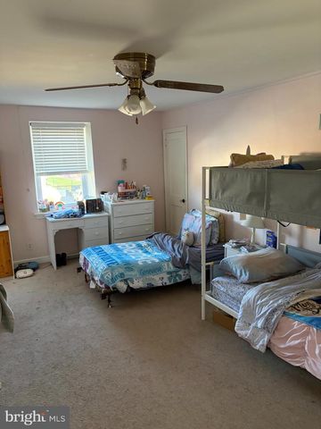 904 PENN AVE, Drexel Hill, PA 19026