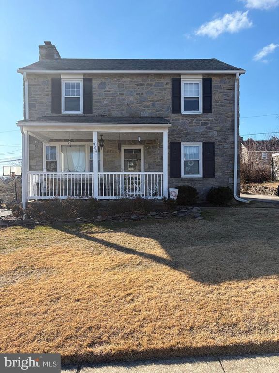 904 PENN AVE, Drexel Hill, PA 19026