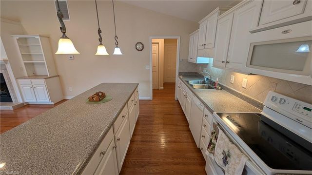 924 Easy Street, Asheboro, NC 27205