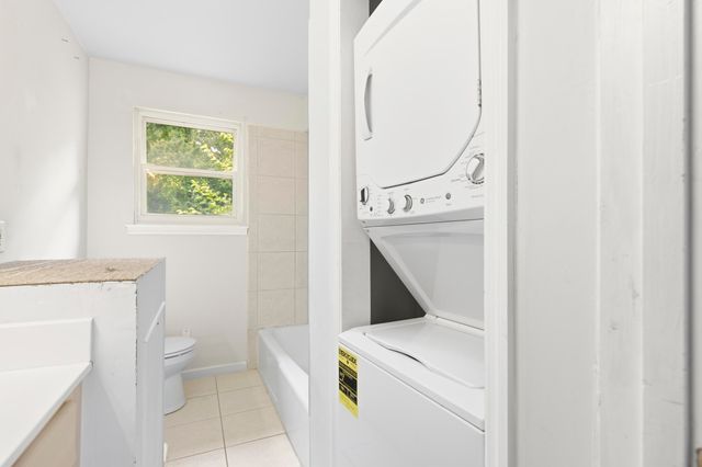 2107 Rondo Street Apt 205, Charleston, SC 29414