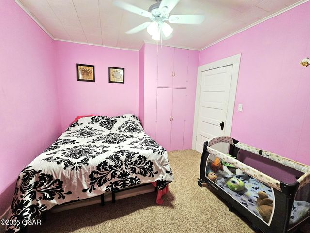 145 W 19TH Street, Baxter Springs, KS 66713