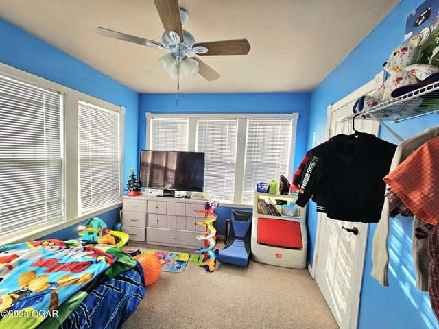 145 W 19TH Street, Baxter Springs, KS 66713