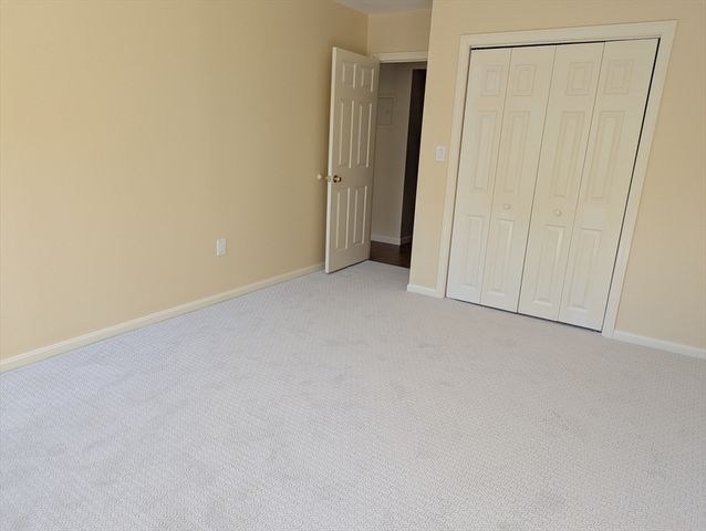 151 Coolidge Ave 105, Watertown, MA 02472