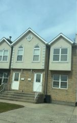 150 Jefferson Avenue Unit B, Mineola, NY 11501