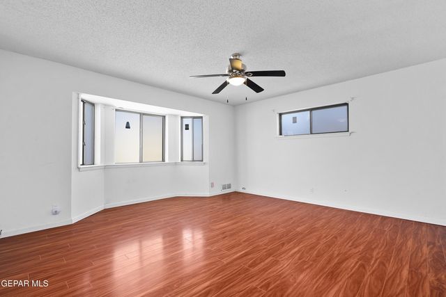 8717 Parkland Drive, El Paso, TX 79925