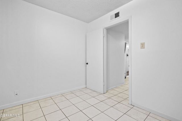 8717 Parkland Drive, El Paso, TX 79925