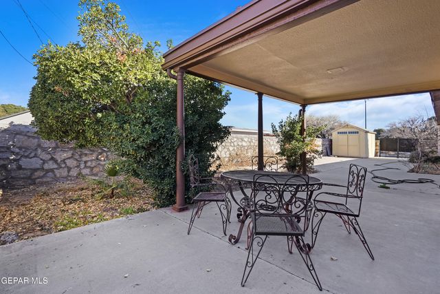 8717 Parkland Drive, El Paso, TX 79925