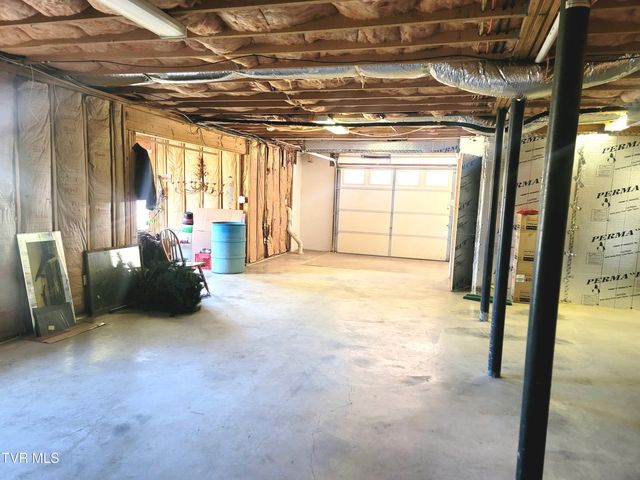 733 Rocky Branch Road, Blountville, TN 37617