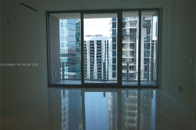 300 Biscayne Boulevard Way 2509W, Miami, FL 33131