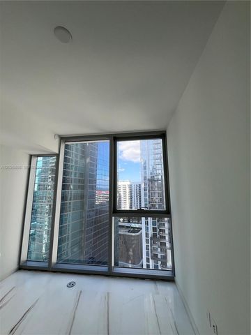 300 Biscayne Boulevard Way 2509W, Miami, FL 33131