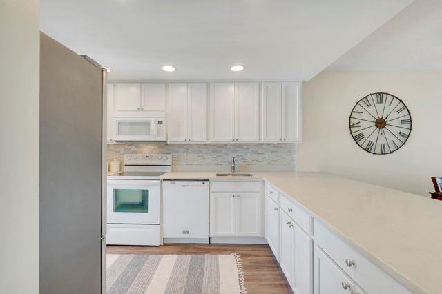 750 N Ocean Boulevard 1105, Pompano Beach, FL 33062