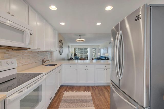 750 N Ocean Boulevard 1105, Pompano Beach, FL 33062