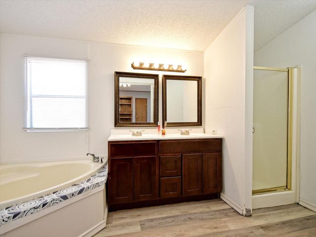 223 Golf Course DR, Spicewood, TX 78669
