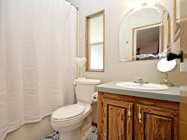 223 Golf Course DR, Spicewood, TX 78669