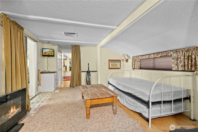18545 W Big Lake Boulevard, Mount Vernon, WA 98274