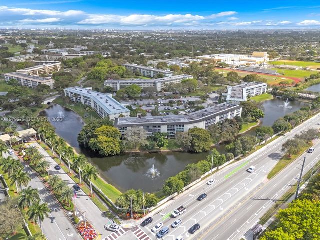 2502 Antigua Ter J3, Coconut Creek, FL 33066