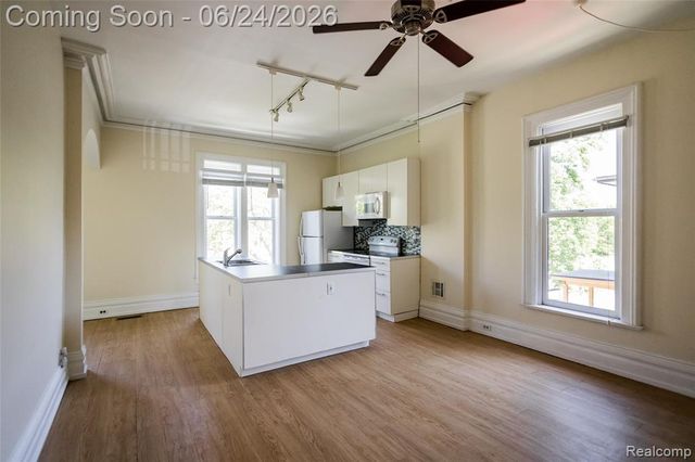3643 Lincoln Street, Detroit, MI 48208