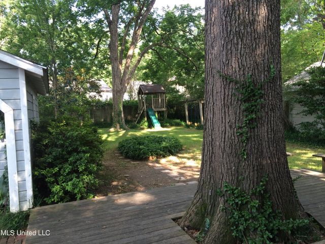 4056 Redwing Avenue, Jackson, MS 39216