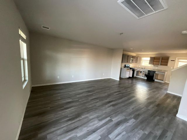 803 N Spanish Camp Road, Wharton, TX 77488