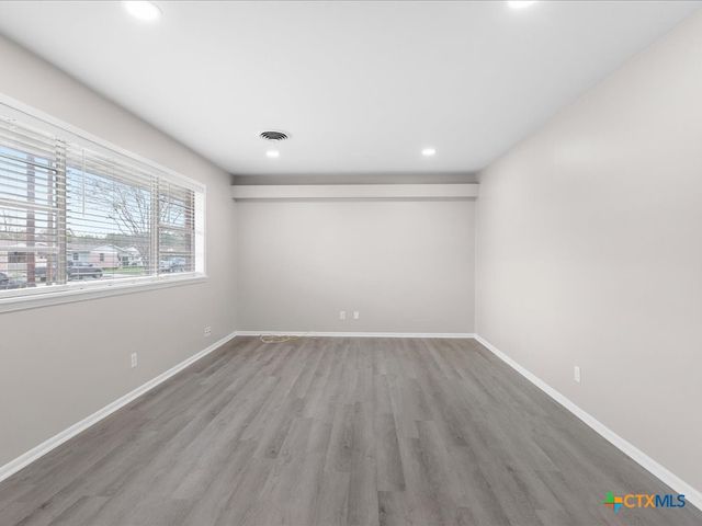 273 Meadow Avenue, New Braunfels, TX 78130