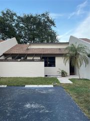 1571 NW 98th Way 1571, Pembroke Pines, FL 33024
